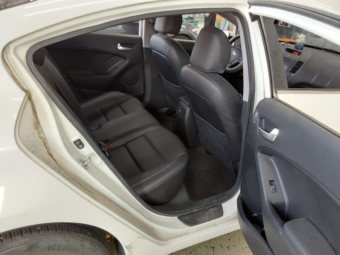 KIA K3 1.6 GDI LUXURY 2015 - zdjęcie 13