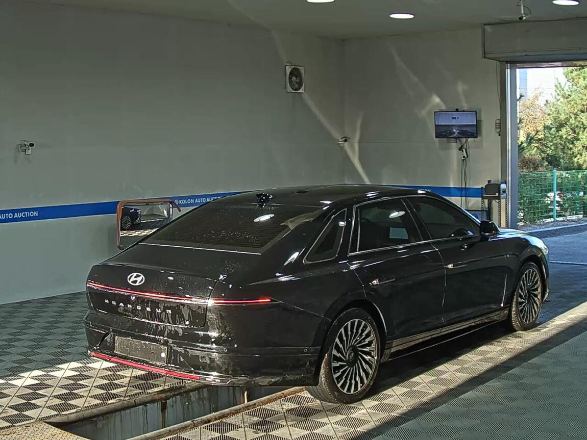 HYUNDAI THE ALL NEW GRANDEUR GASOLINE 2.5 CALLIGRAPHY 2023 - zdjęcie 5