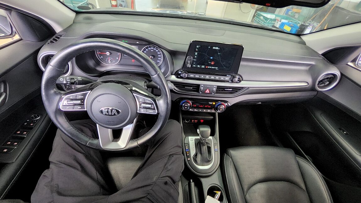 KIA ALL NEW K3 1.6 GASOLINE LUXURY 2019 - zdjęcie 11