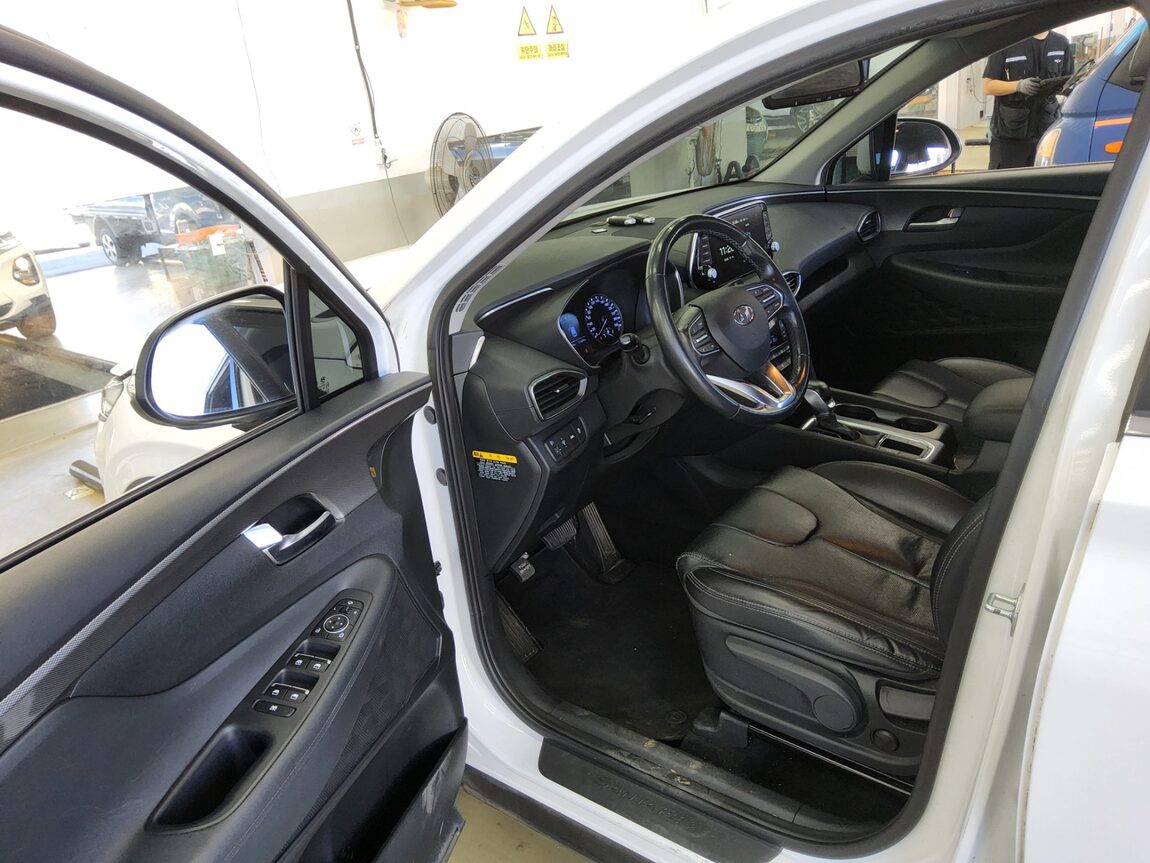 HYUNDAI SANTA FE (TM) 2.0T GDi 2WD PREMIUM 2020 - zdjęcie 10