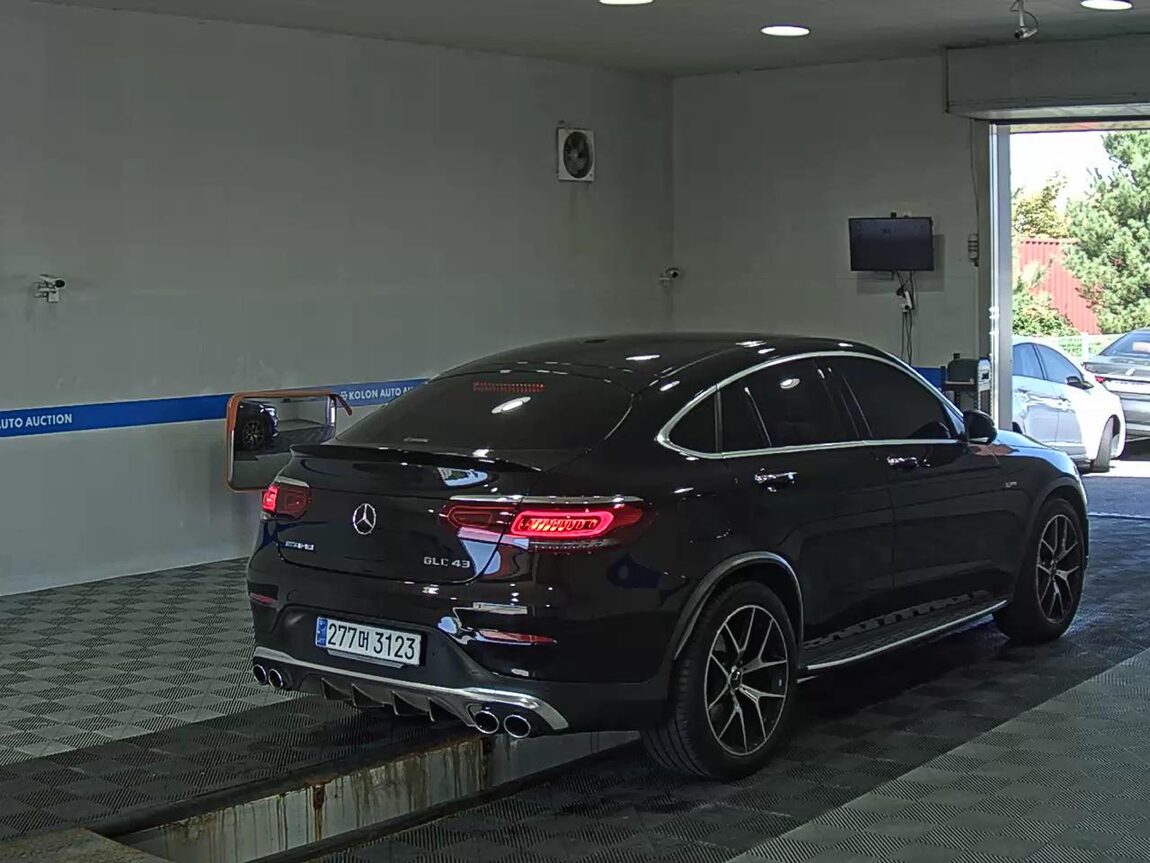 MERCEDES-BENZ GLC-CLASS GLC 43 AMG 4MATIC COUPE 2023 - zdjęcie 5