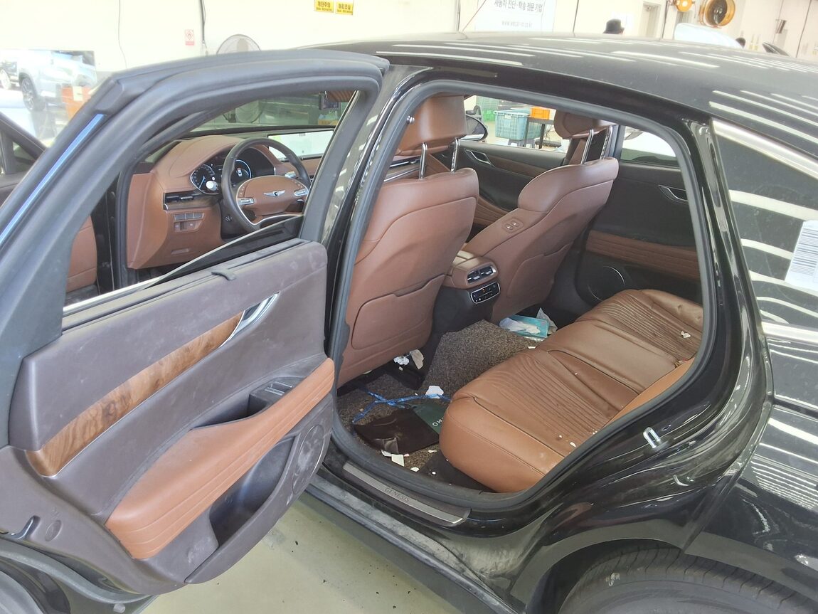 GENESIS THE ALL NEW G80 GASOLINE 2.5 AWD BASE MODEL 2022 - zdjęcie 12