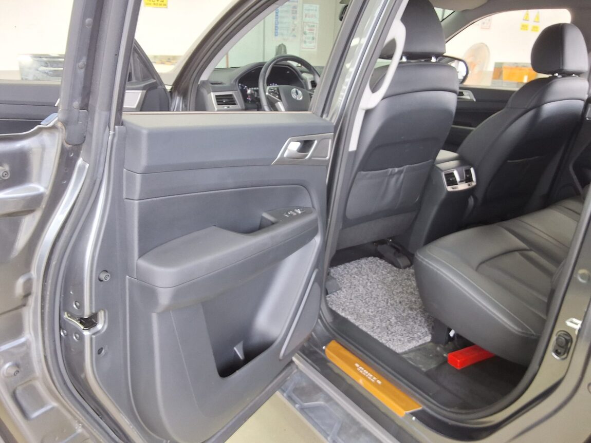 KG MOBILITY (SSANGYONG) REXTON SPORTS 2.2 4WD PRESTIGE 2019 - zdjęcie 12
