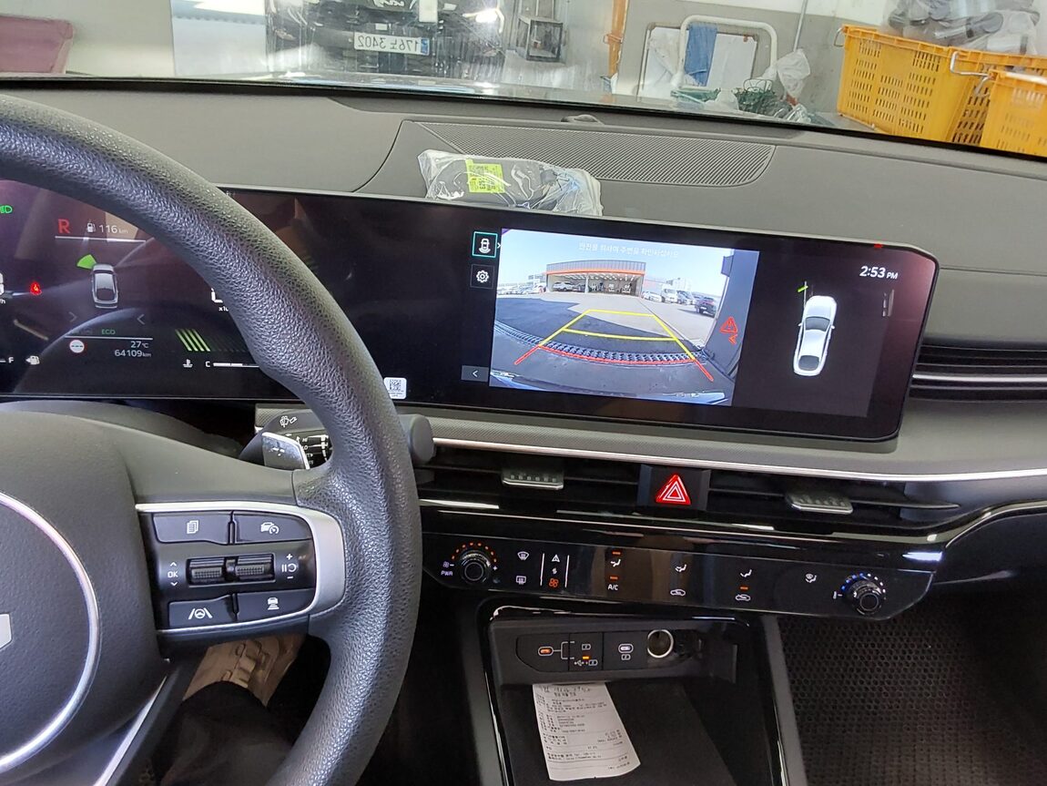 KIA THE NEW K5 (DL3) 2.0 LPI PRESTIGE 2024 - zdjęcie 17
