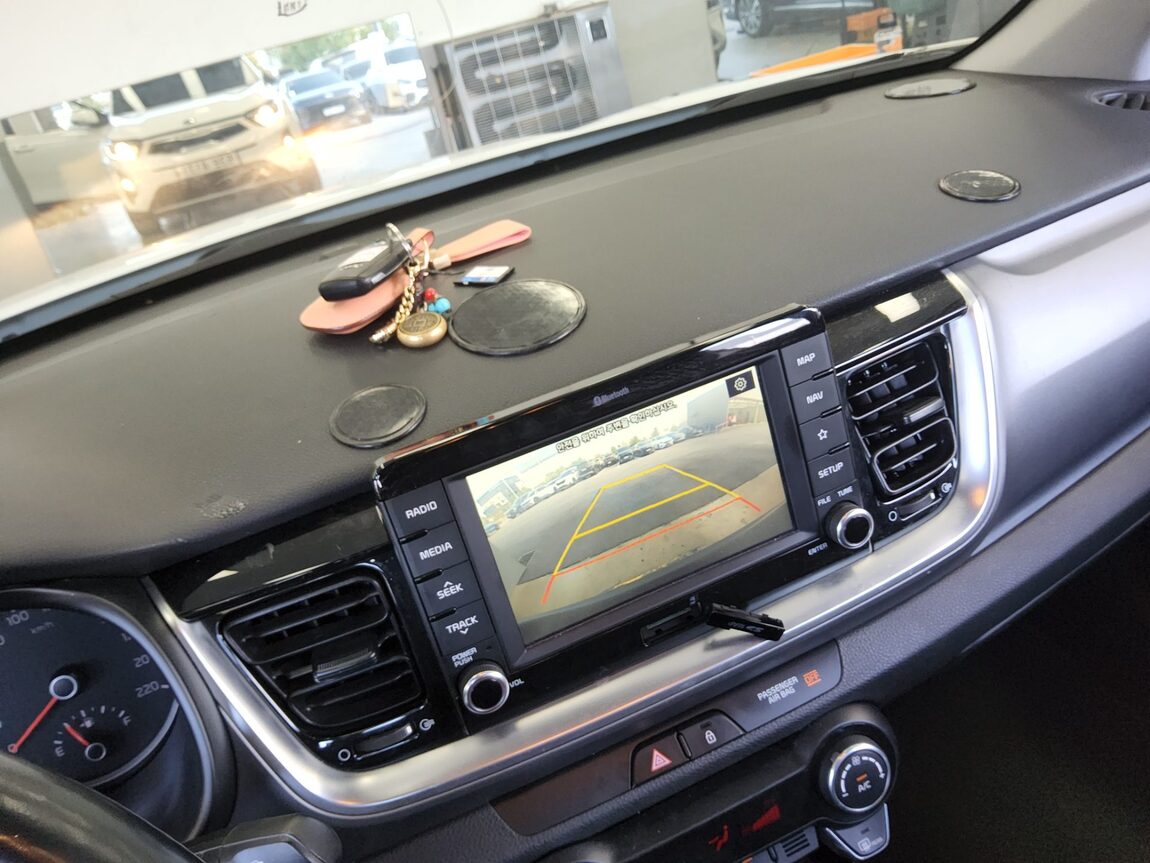 KIA STONIC U2 1.6 DIESEL TRENDY 2019 - zdjęcie 17