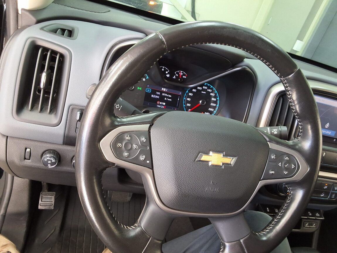 CHEVROLET (DAEWOO) REAL NEW COLORADO 3.6L 4WD Z71-X 2021 - zdjęcie 23