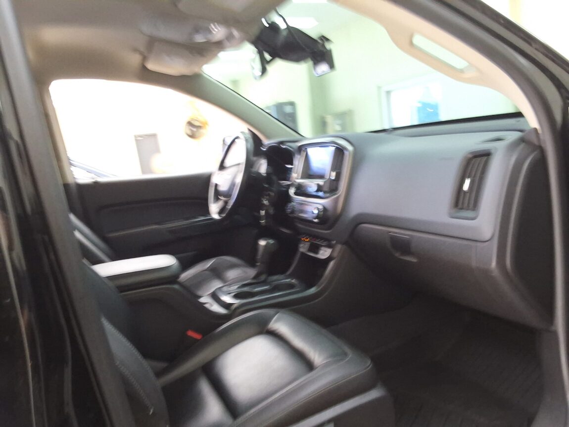 CHEVROLET (DAEWOO) REAL NEW COLORADO 3.6L 4WD Z71-X 2021 - zdjęcie 15
