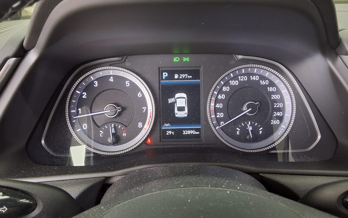 HYUNDAI SONATA (DN8) G2.0 MODERN 2023 - zdjęcie 9