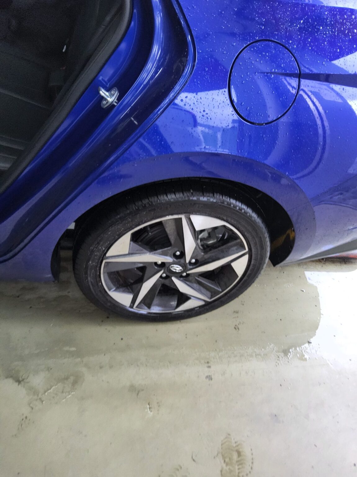 HYUNDAI AVANTE (CN7) 1.6 GASOLINE INSPIRATION 2023 - zdjęcie 21