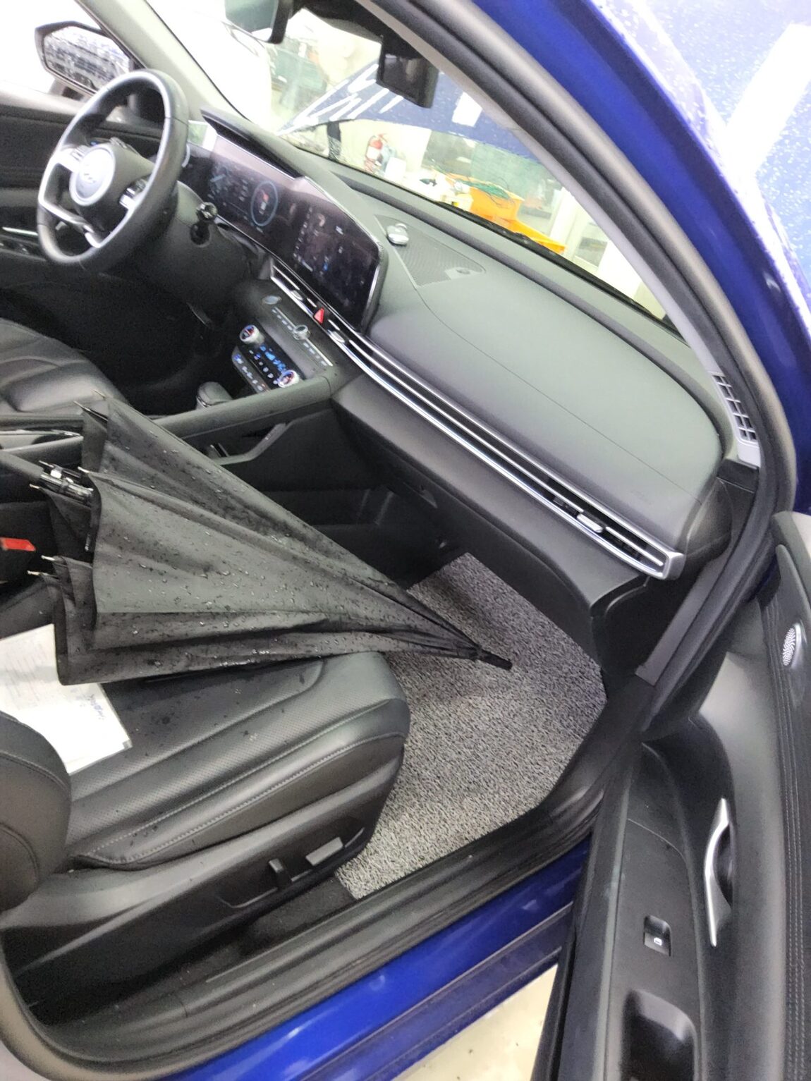 HYUNDAI AVANTE (CN7) 1.6 GASOLINE INSPIRATION 2023 - zdjęcie 14