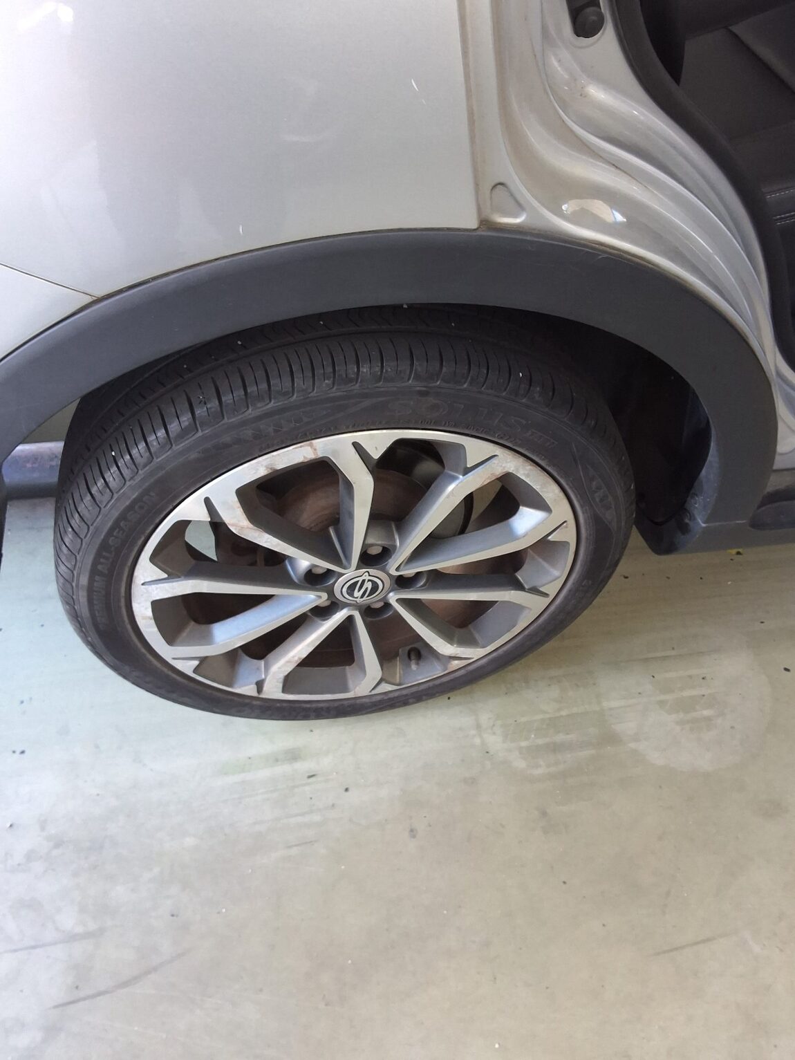 KG MOBILITY (SSANGYONG) TIVOLI GASOLINE 2WD VX 2017 - zdjęcie 23