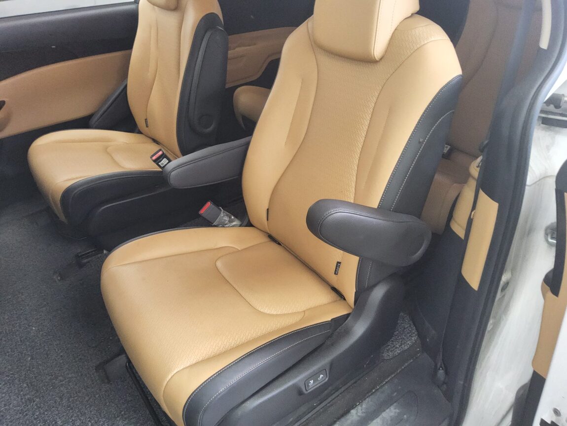 KIA NEW CARNIVAL (KA4) 9-SEATER DIESEL PRESTIGE 2021 - zdjęcie 12