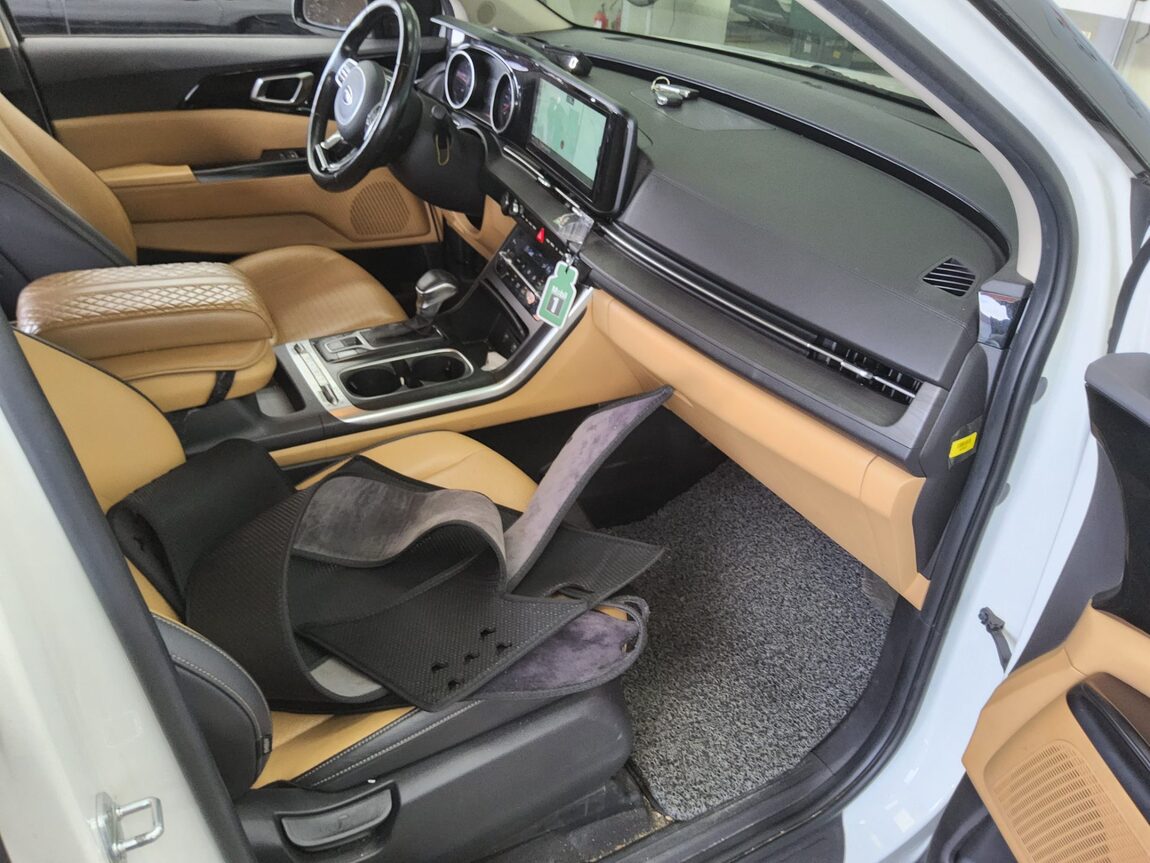 KIA NEW CARNIVAL (KA4) 9-SEATER DIESEL PRESTIGE 2021 - zdjęcie 14