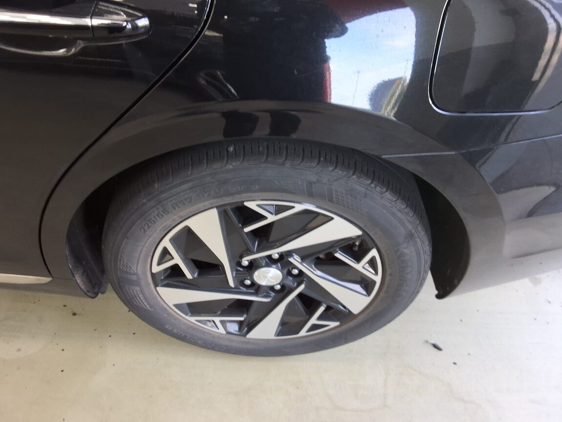 HYUNDAI THE NEW GRANDEUR IG HYBRID 2.4 HEV LE BLANC 2023 - zdjęcie 22