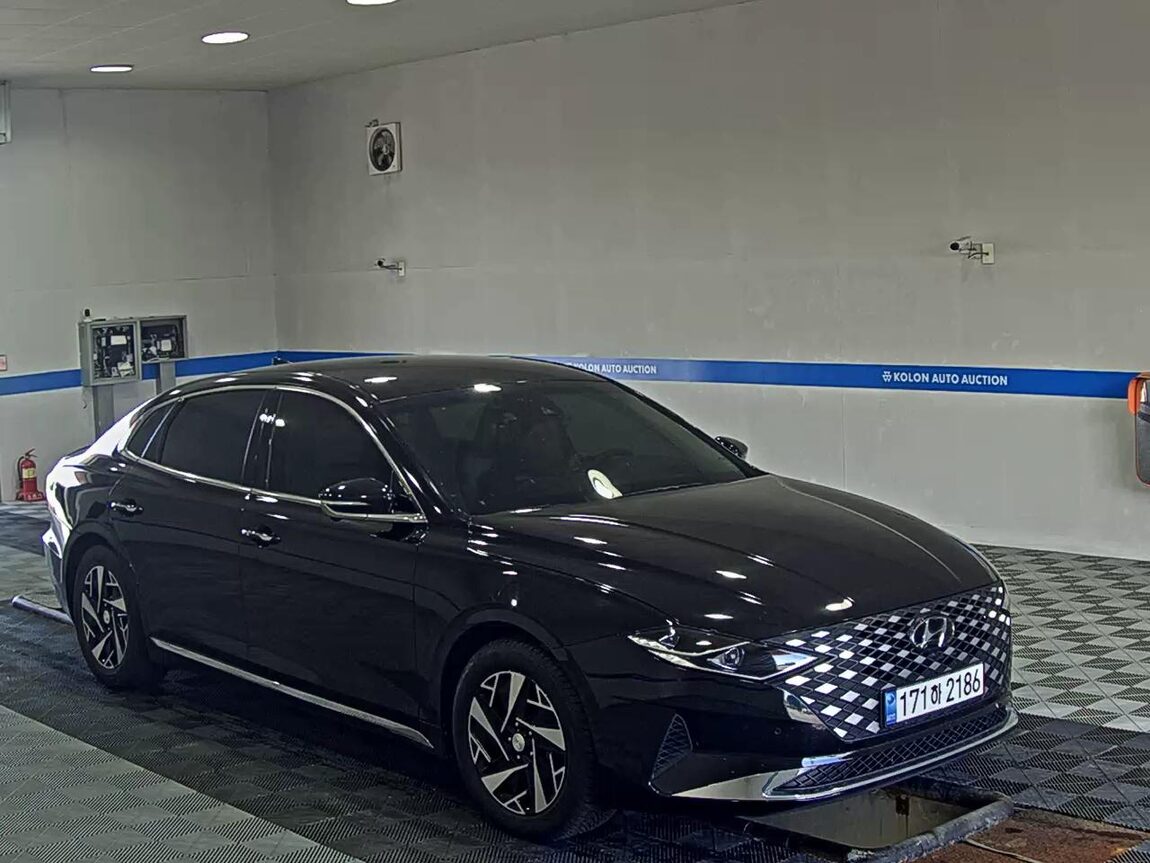 HYUNDAI THE NEW GRANDEUR IG HYBRID 2.4 HEV LE BLANC 2023 - zdjęcie 3
