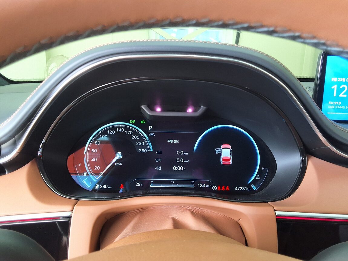 GENESIS GV70 2.5T AWD BASE MODEL 2023 - zdjęcie 10