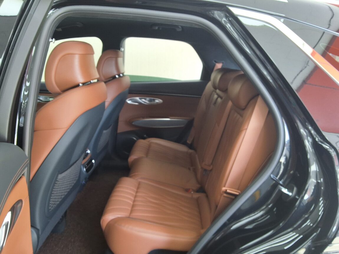 GENESIS GV70 2.5T AWD BASE MODEL 2023 - zdjęcie 13
