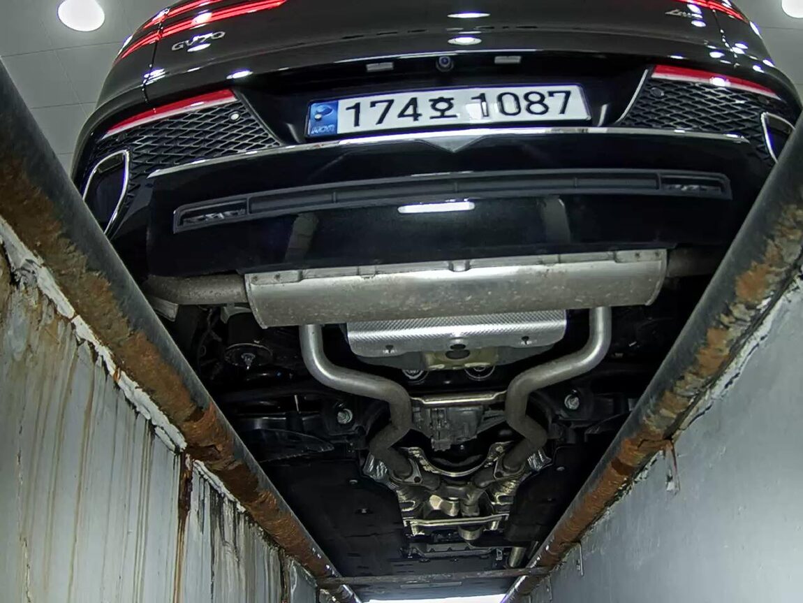 GENESIS GV70 2.5T AWD BASE MODEL 2023 - zdjęcie 8