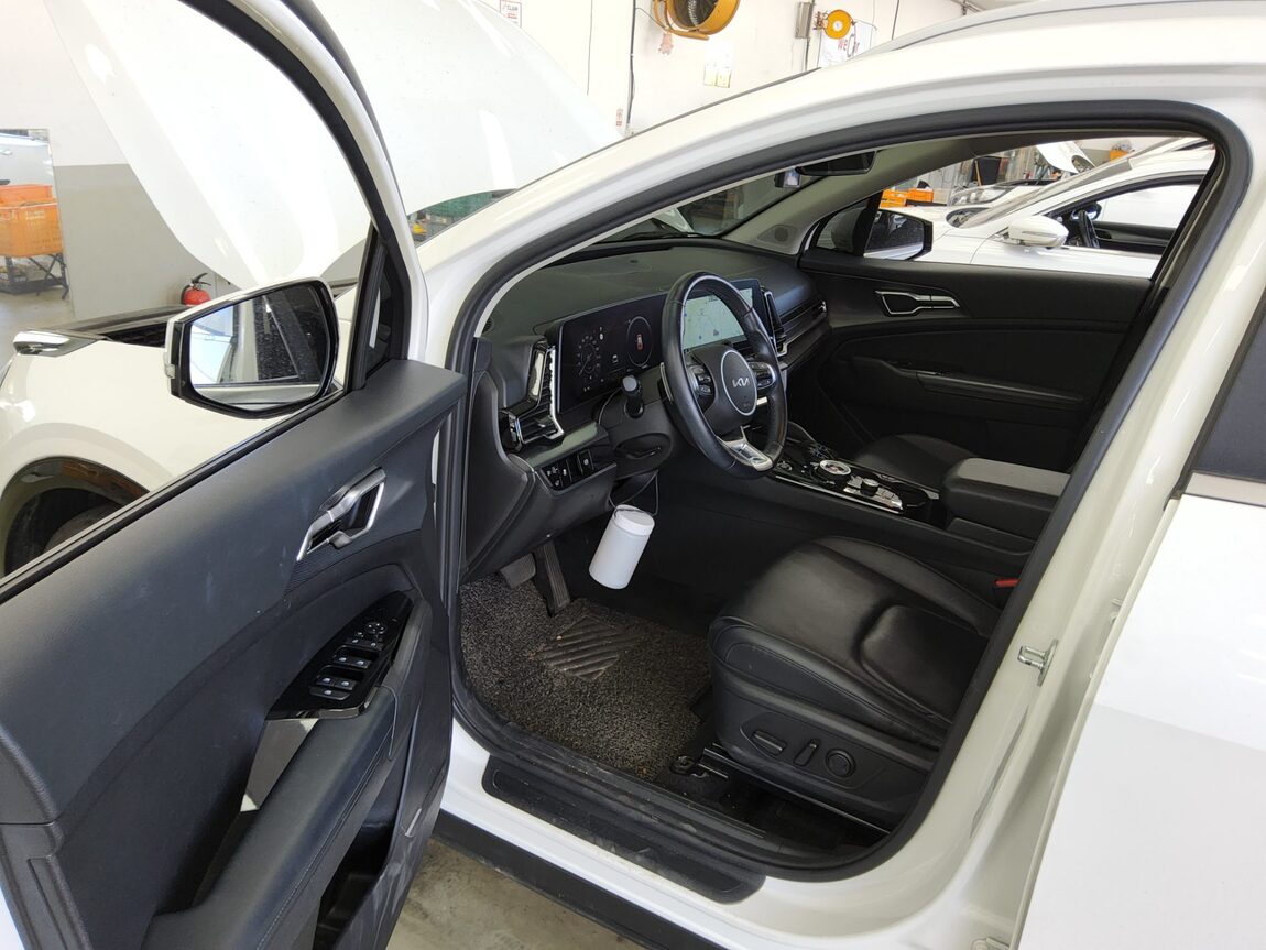 KIA THE ALL NEW SPORTAGE 2.0 DIESEL 2WD NOBLESSE 2022 - zdjęcie 10