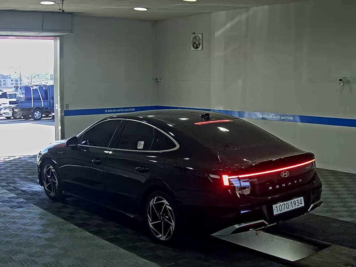 HYUNDAI SONATA THE EDGE GASOLINE 2.0 INSPIRATION 2024 - zdjęcie 6