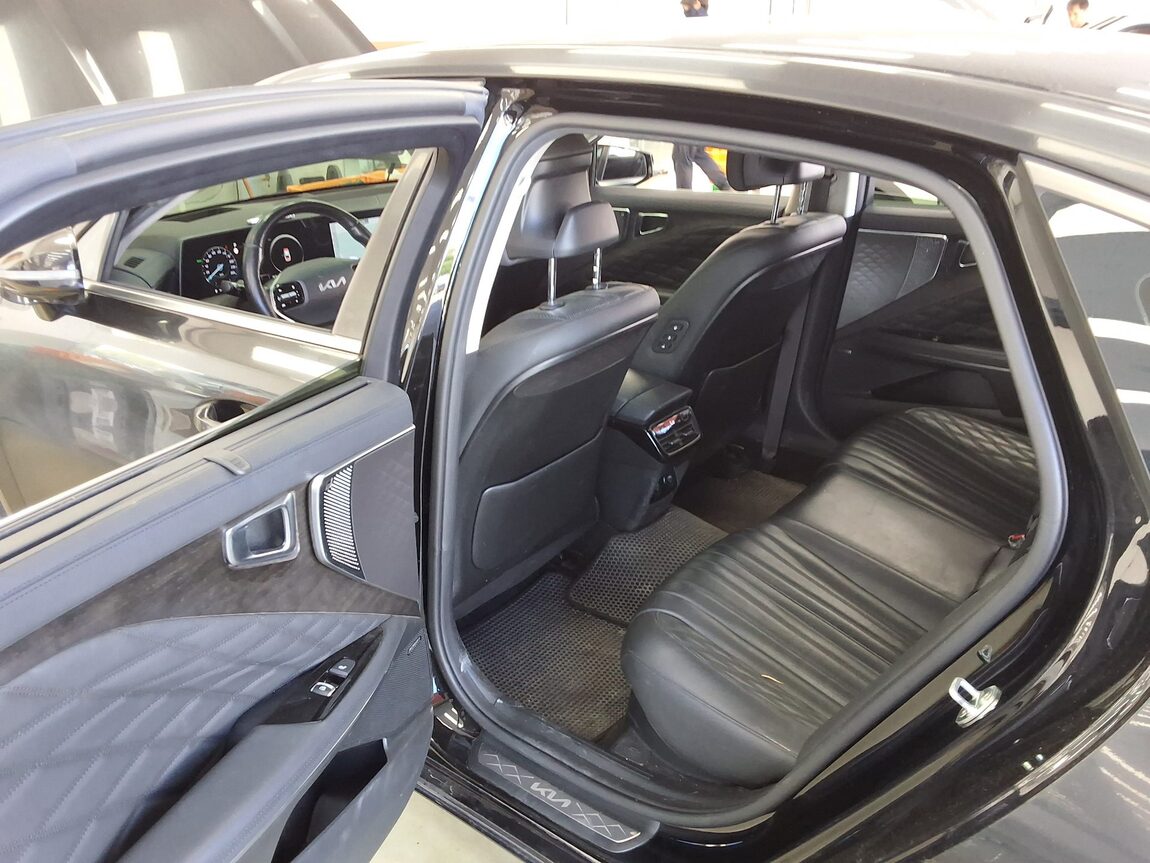 KIA K8 HYBRID HEV SIGNATURE 2022 - zdjęcie 13
