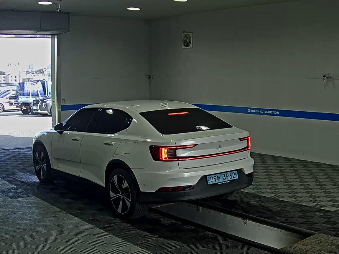 POLESTAR POLESTAR 2 LONG RANGE SINGLE MOTOR 2023 - zdjęcie 6
