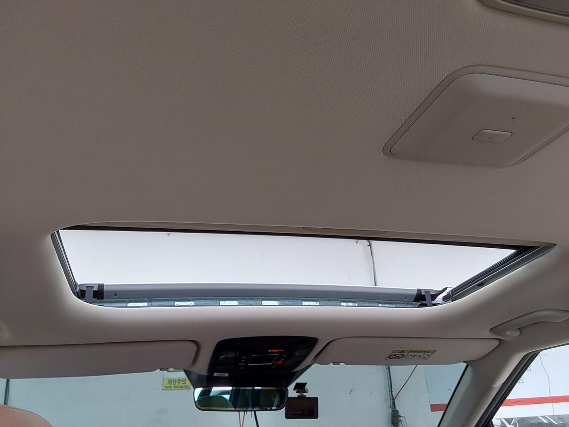 KIA NEW CARNIVAL (KA4) 9-SEATER DIESEL SIGNATURE 2023 - zdjęcie 18