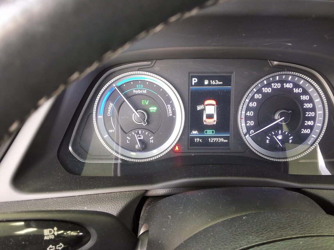 HYUNDAI SONATA (DN8) HYBRID 2.0 HEV PREMIUM PLUS 2022 - zdjęcie 9