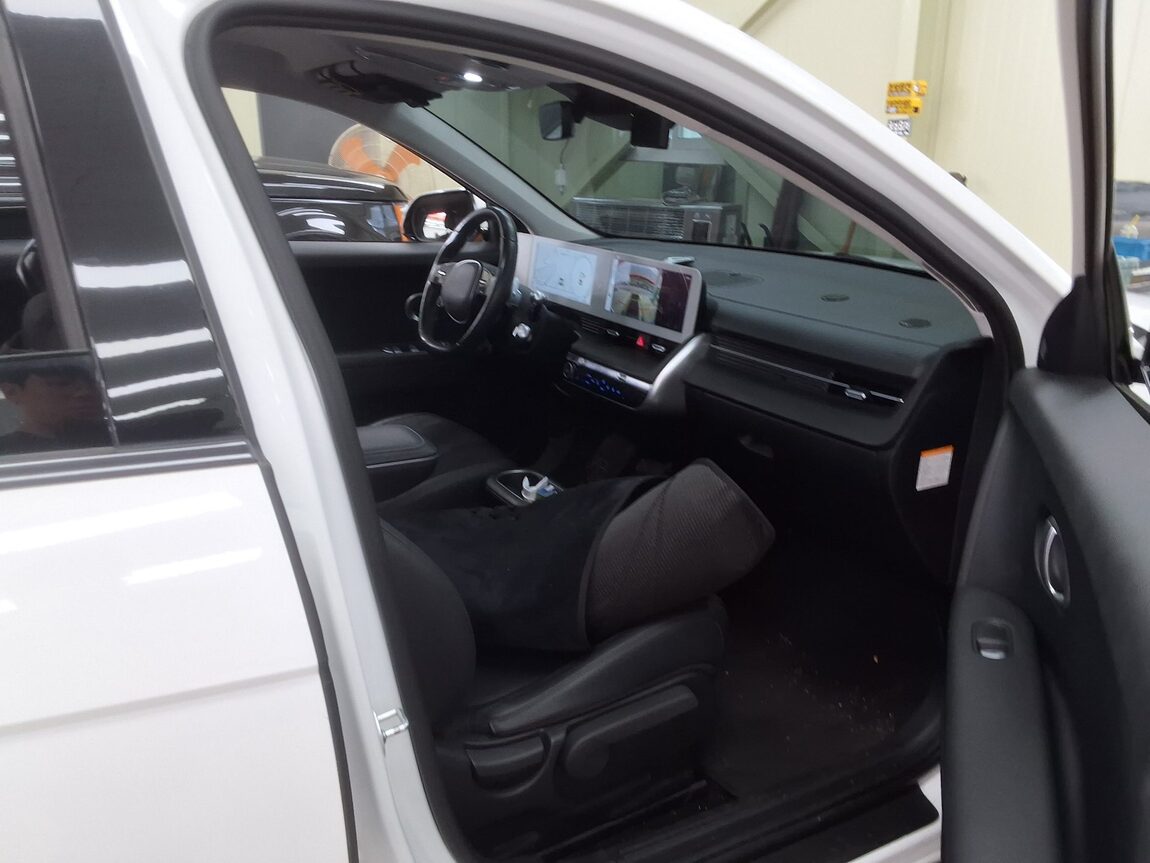 HYUNDAI IONIQ 5 EV AWD LONG RANGE EXCLUSIVE 2022 - zdjęcie 15