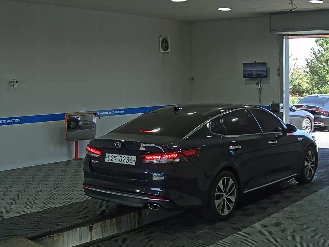 KIA NEW K5 2.0 GASOLINE NOBLESSE SX 2016 - zdjęcie 5