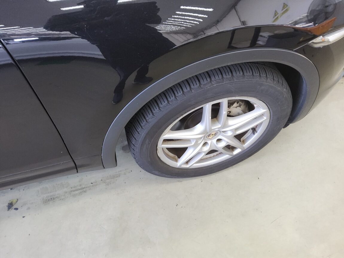 PORSCHE CAYENNE (2ND GEN) 4.8 S 2011 - zdjęcie 24