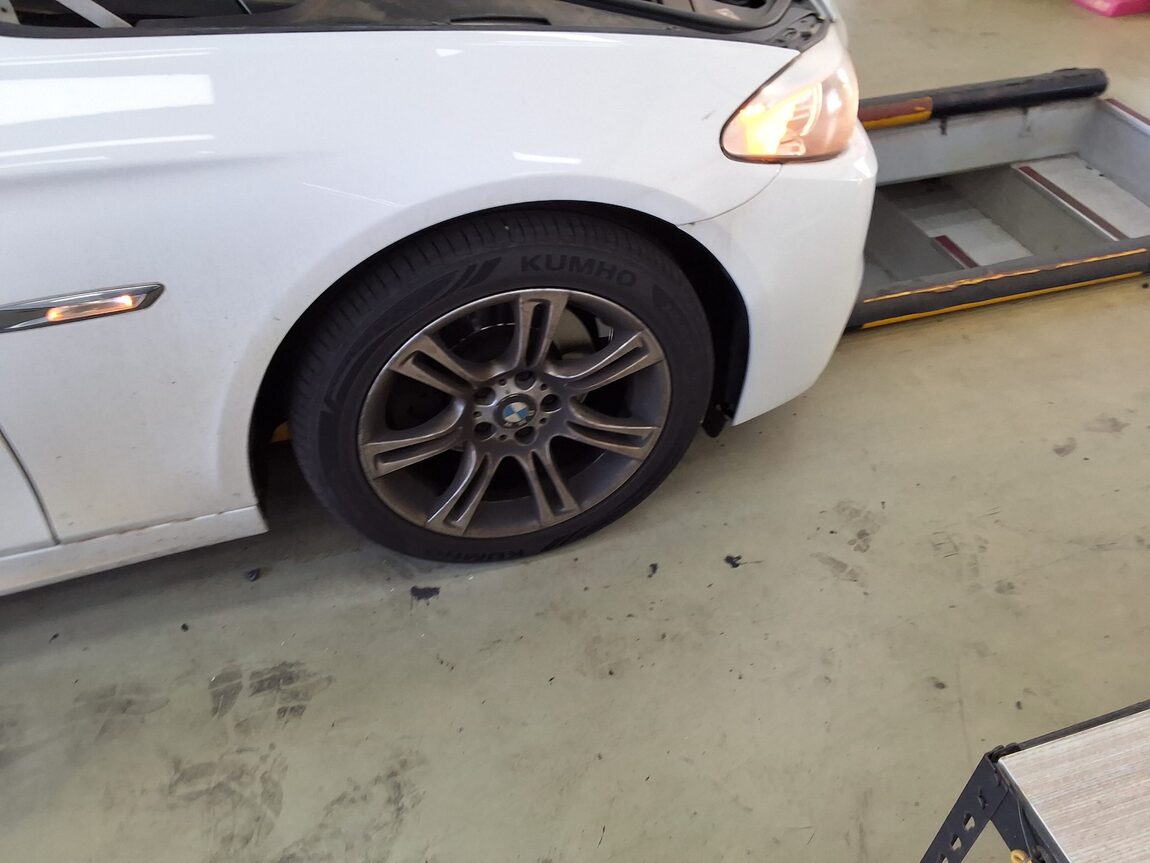 BMW 5 SERIES (6TH GEN) 520d M SPORT 2013 - zdjęcie 24