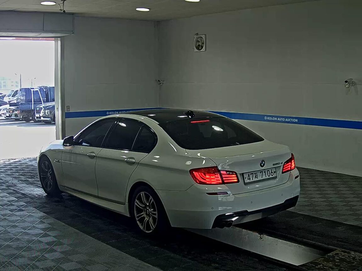 BMW 5 SERIES (6TH GEN) 520d M SPORT 2013 - zdjęcie 6