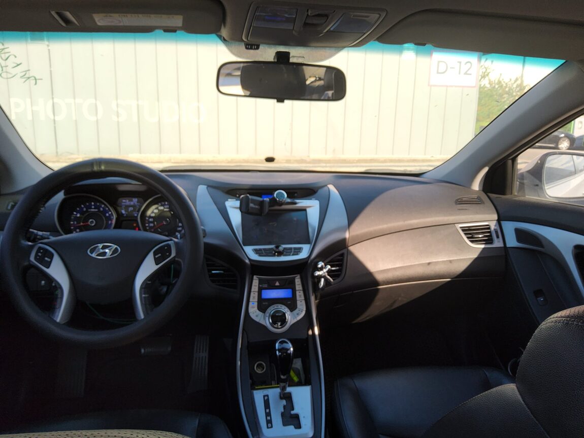 HYUNDAI AVANTE MD M16 GDi LUXURY 2012 - zdjęcie 11