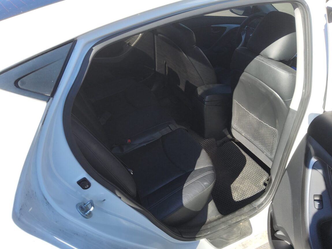 HYUNDAI AVANTE MD M16 GDi LUXURY 2012 - zdjęcie 13
