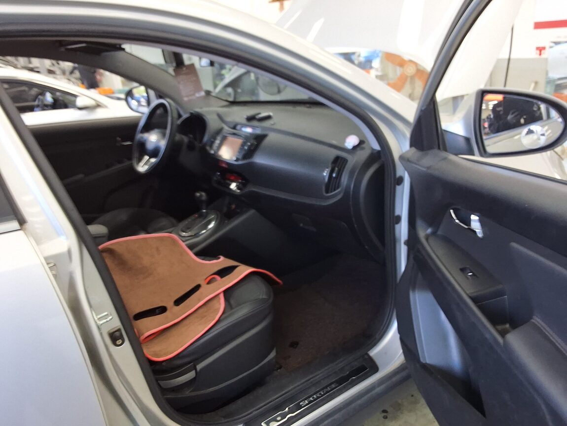 KIA SPORTAGE R DIESEL R2.0 2WD TLX PREMIUM 2011 - zdjęcie 14