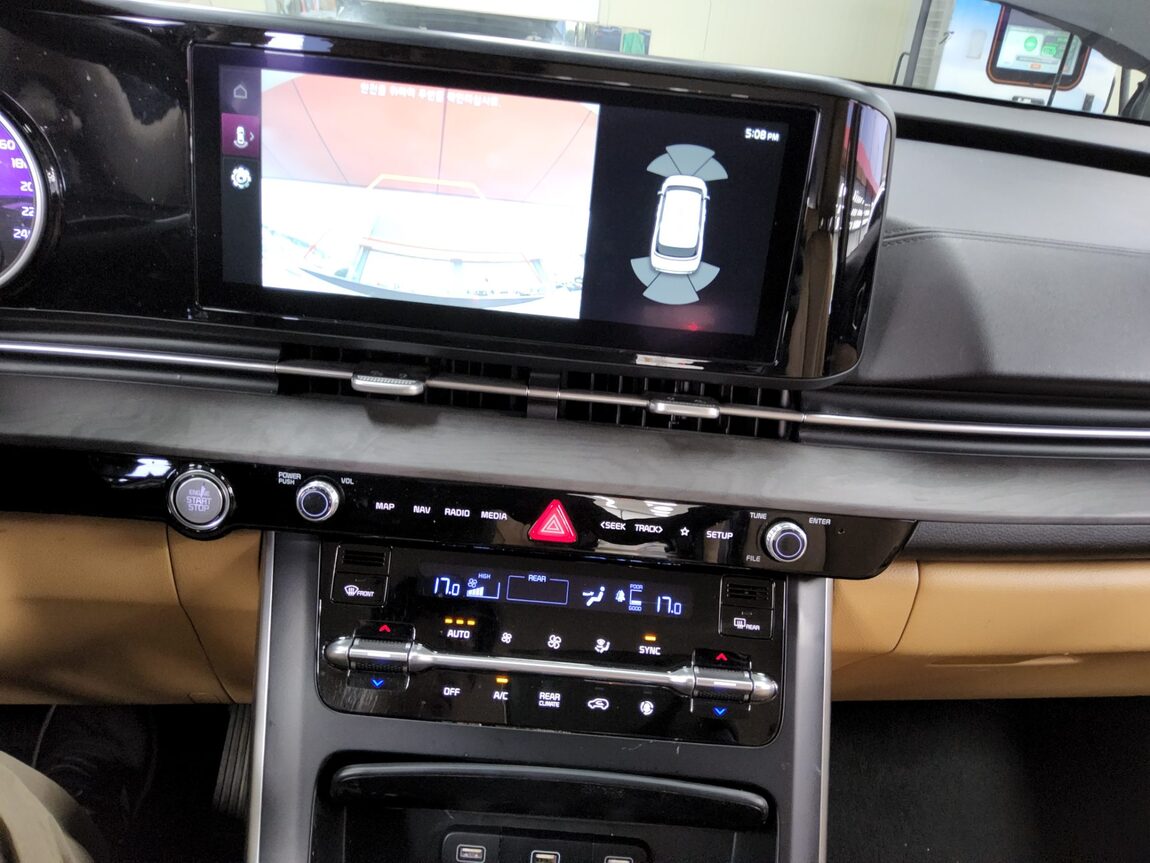 KIA NEW CARNIVAL (KA4) 9-SEATER DIESEL PRESTIGE 2023 - zdjęcie 18