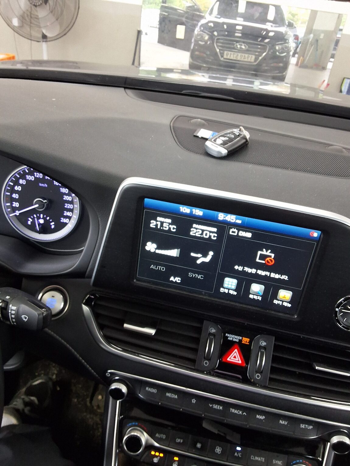 HYUNDAI GRANDEUR IG 2.2 DIESEL MODERN 2019 - zdjęcie 17