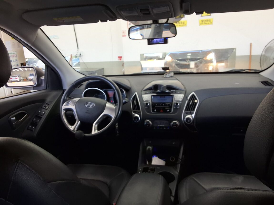 HYUNDAI TUCSON ix DIESEL R20 2WD LX20 LUXURY 2010 - zdjęcie 11