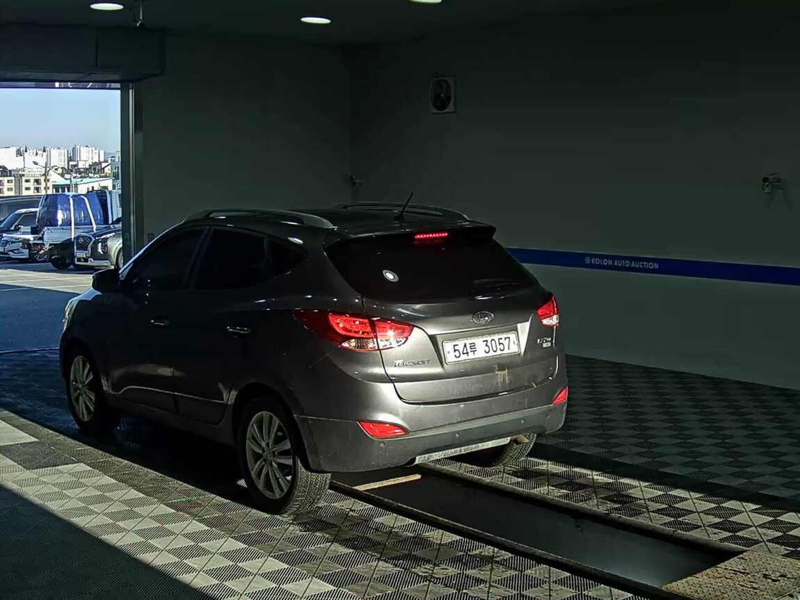 HYUNDAI TUCSON ix DIESEL R20 2WD LX20 LUXURY 2010 - zdjęcie 6