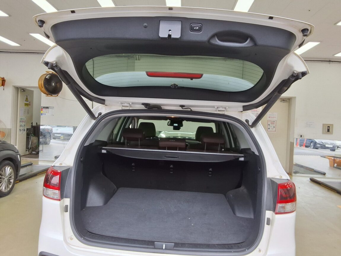 KIA ALL NEW SORENTO R2.2 4WD NOBLESSE SPECIAL 2015 - zdjęcie 15