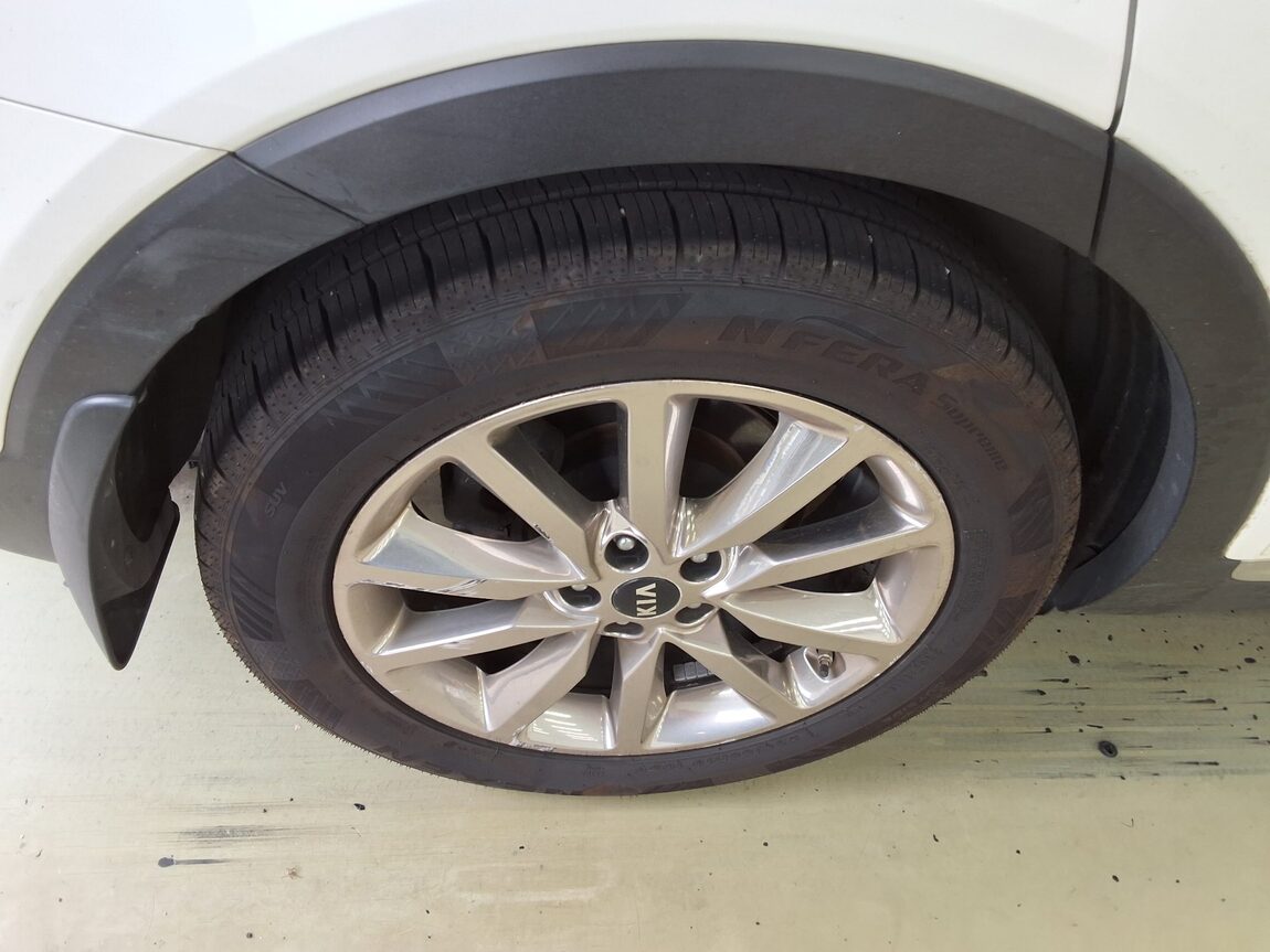 KIA ALL NEW SORENTO R2.2 4WD NOBLESSE SPECIAL 2015 - zdjęcie 25