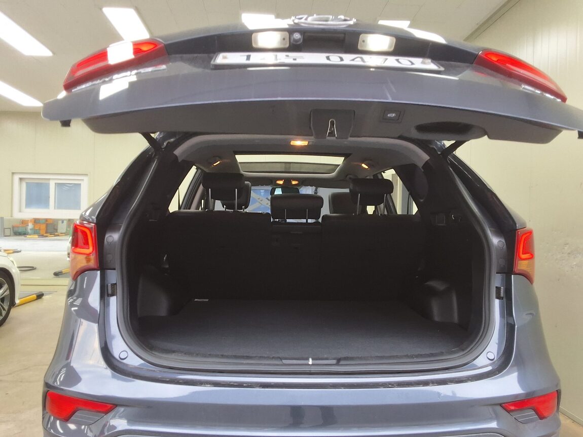 HYUNDAI SANTA FE THE PRIME DIESEL R2.0 2WD EXCLUSIVE 2016 - zdjęcie 16
