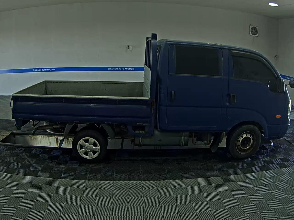 KIA BONGO III CARGO CRDi DOUBLE CAB EXTRA LONG WHEELBASE 2010 - zdjęcie 4