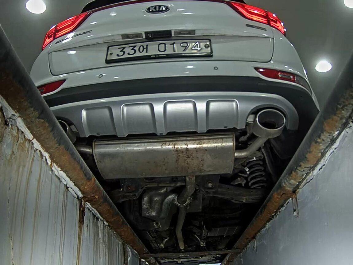 KIA NEW SPORTAGE R2.0 2WD NOBLESSE 2016 - zdjęcie 8