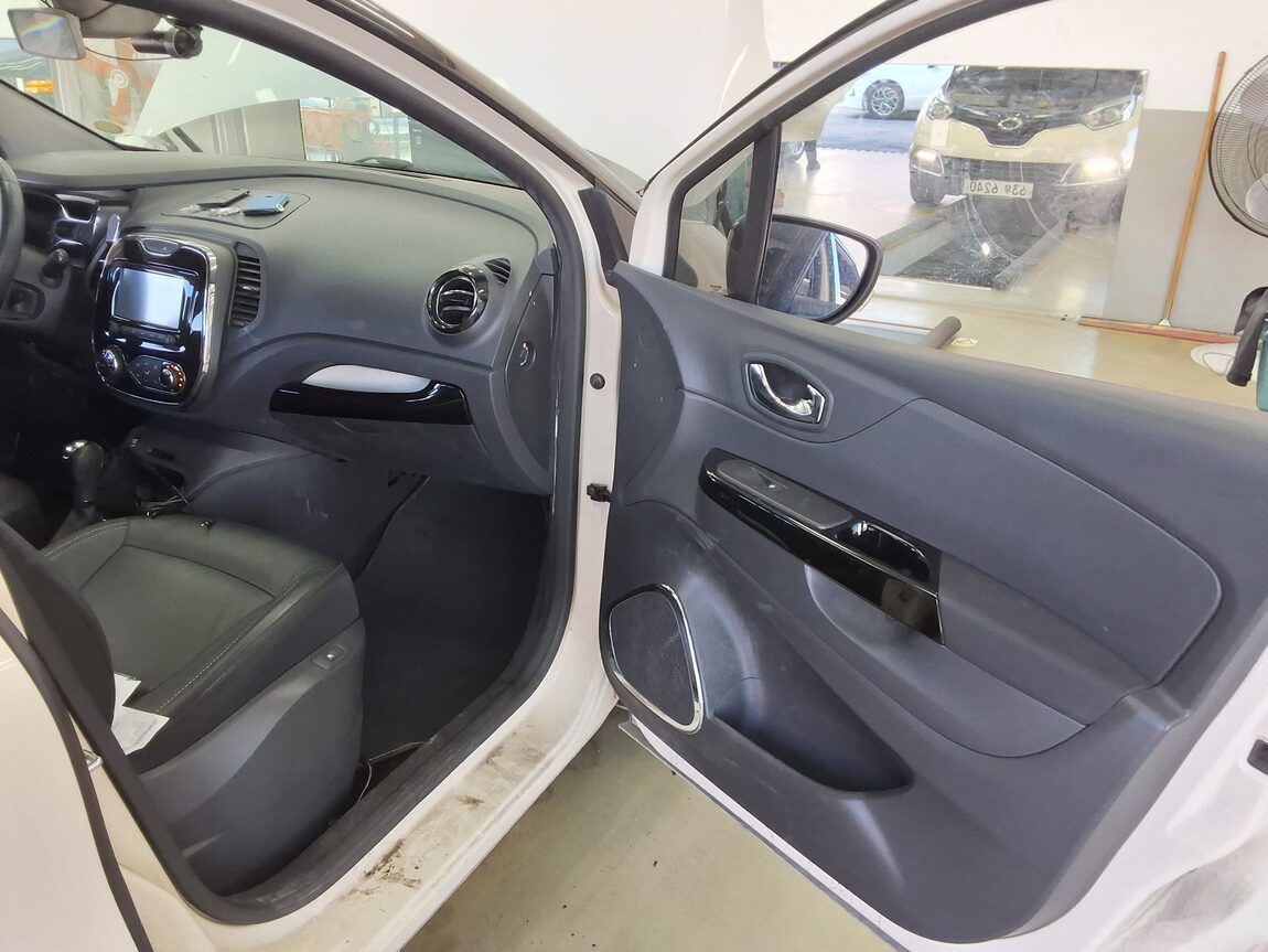 RENAULT (SAMSUNG) QM3 RE 2015 - zdjęcie 14