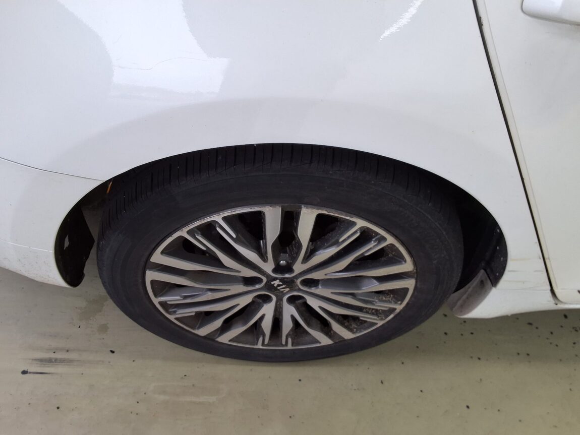 KIA K7 PREMIER 3.0 LPi GENERAL NOBLESSE 2020 - zdjęcie 26