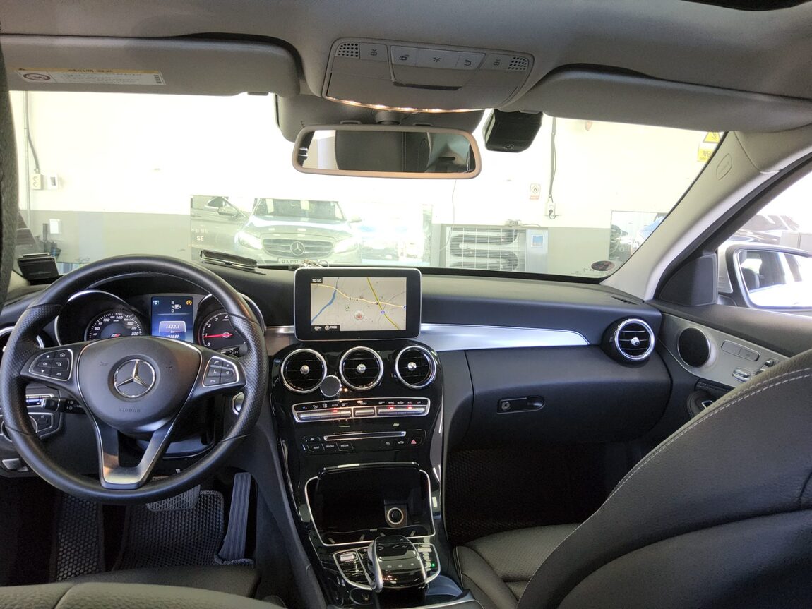MERCEDES-BENZ C-CLASS (4TH GEN) C200 AVANTGARDE 2015 - zdjęcie 11
