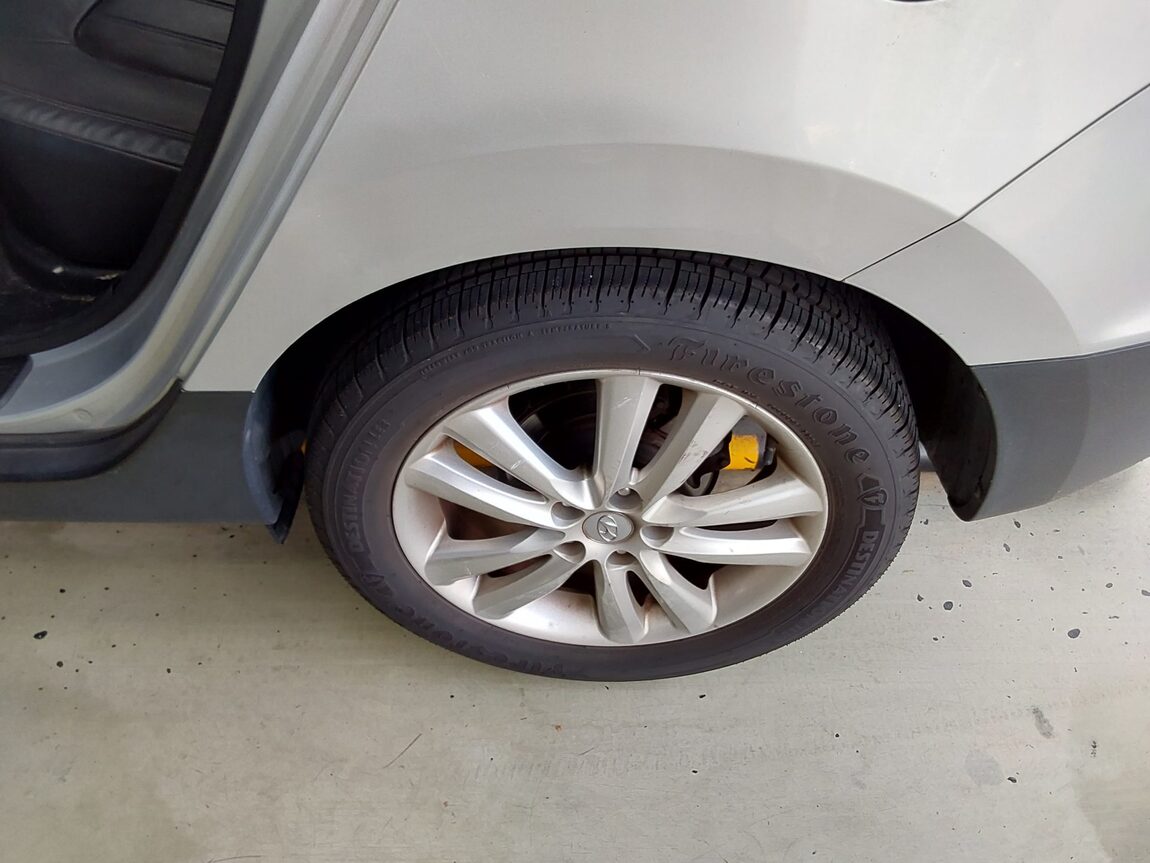 HYUNDAI TUCSON ix DIESEL R20 2WD LX20 SMART PACK 2012 - zdjęcie 21