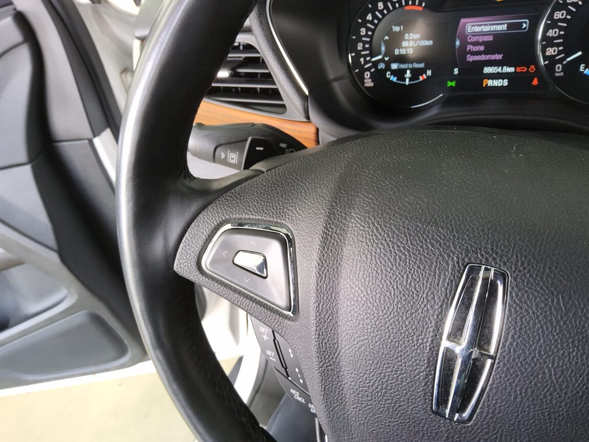 LINCOLN MKC 2.0L ECOBOOST RESERVE 2017 - zdjęcie 17